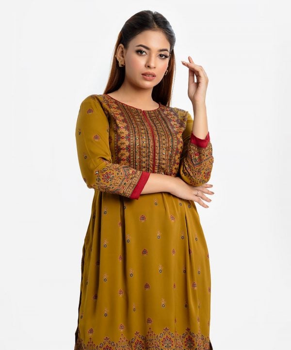 All over screen printed A line tunic with carchupi at half body. side slit and box pleats at waist line.