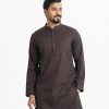 Mens semi-fitted panjabi in jacquard fabric. Mandarin collar, inseam pockets. Embroidery at the collar and placket. Button Fastening at the front.