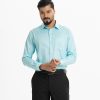 Men's striped long-sleeved formal shirt in cotton fabric. Classic collar with a chest pocket. Adjustable buttons at the cuffs.