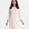 Printed straight kameez in viscose fabric. Round neck, full sleeved. karchupi and line stitching at the front.