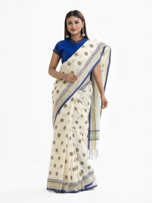 Women's all over printed saree in cotton fabric. Fringe trim at the achal.