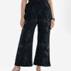 Women's printed casual style palazzo in viscose fabric. Concealed elasticated waistline.