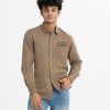 Men's casual long sleeve casual shirt in printed cotton fabric. Classic collar, button fastening at the front and adjustable metal buttons at cuffs.