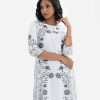 Printed straight kameez in viscose fabric. Boat neck, three-quarter sleeved. embroidery at the at front part.