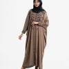 Women's abaya-style gown in zoom fabric. V-neck with button placket. Kimono sleeves with adjustable metal buttons at cuffs. Karchupi details at the front.