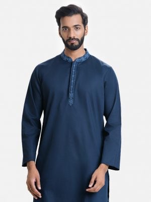 Men's semi fit panjabi in cotton fabric. Mandarin collar with hidden buttons placket. Embroidery at front.