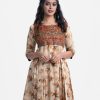 Printed A-line tunic in crepe fabric. Round Neck, three-quarter sleeved with adjustable buttons at cuffs. Karchupi at the front and attach patch at the hemline.