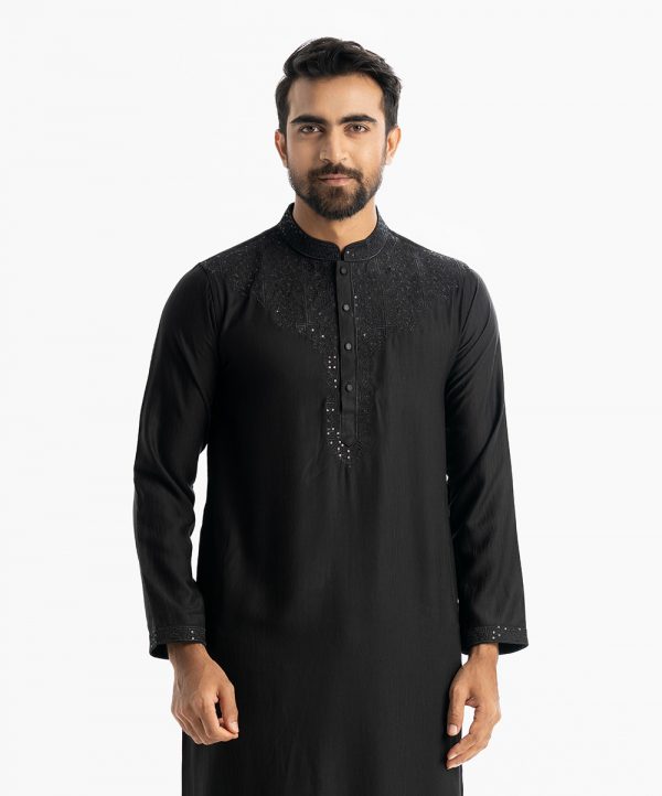 Men's semi fitted panjabi in Jacquard fabric. Karchupi with embroidery at mandarin collar with metal buttons placket.