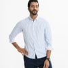 Men's long-sleeved casual shirt in striped cotton fabric. Classic collar, button fastening at the front and adjustable cuffs.