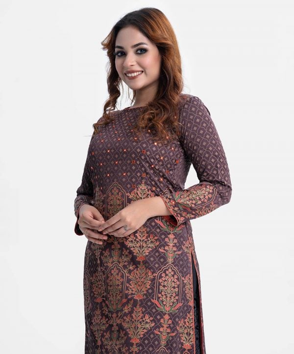 Women's floral printed straight kameez in crepe fabric. Boat neck, full-sleeved, and karchupi at the front.