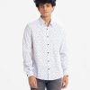 Men's long sleeve casual shirt in printed cotton fabric. Classic collar, button fastening at the front and adjustable metal buttons at cuffs.