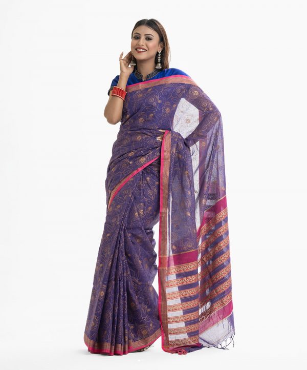 Women's all over printed saree in cotton fabric. Fringe trim at the achal.