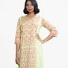 Women's all-over ethnic printed straight kameez in crepe fabric. Round neck, three-quarter sleeves. Embroidery at the front and sleeves.