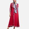 Printed abaya set in crepe fabric. Round neck, bishop-sleeved. karchupi and front opening with tassel tie and a printed georgette dupatta.