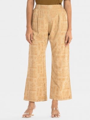 Women's printed palazzo in viscose fabric. Concealed elasticated waistline.