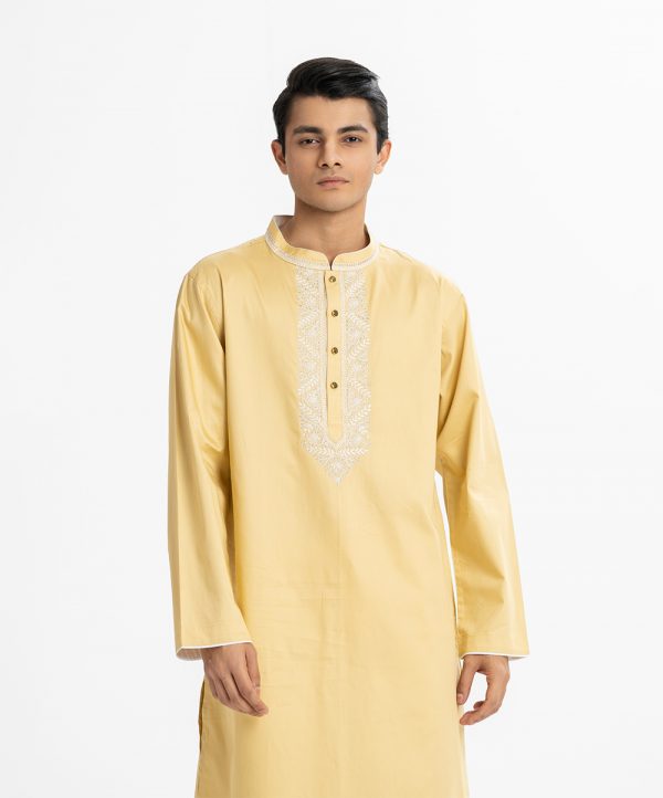 Men's premium fitted panjabi in cotton fabric. Mandarin collar, inseam pockets and karchupi at the front.