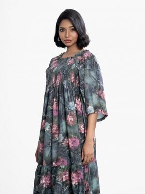 Women's flared style Maxi in blended cotton fabric. Frill trim neckline, kimono sleeves. Smoked on the chest and yoke with gathered waistline.