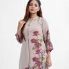 Women's straight kameez in joom fabric. Mandarin collar, three-quarter sleeved and karchupi at the front and hemline.