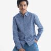Teen boy printed long-sleeve shirt in cotton fabric.Classic collar, button fastening and a front pocket.