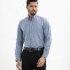 Men's printed long-sleeved formal shirt in cotton jacquard fabric. Classic collar with a chest pocket. Adjustable buttons at the cuffs.