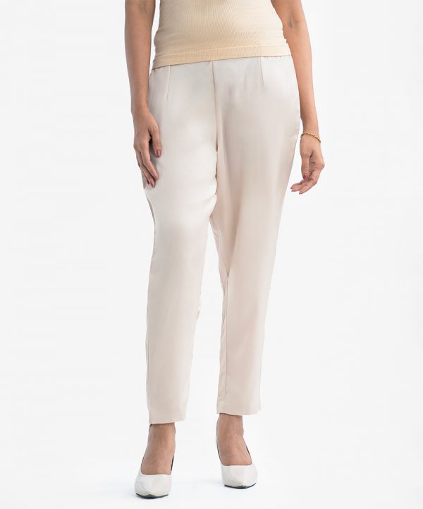Women's palazzo in crepe fabric. Concealed elasticated waistline.