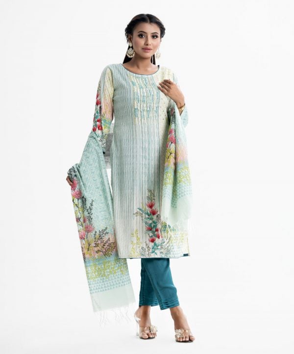 Women's printed salwar kameez in joom fabric. Three-quarter sleeves, boat neck kameez with karchupi at front. Half-silk dupatta with pant-style pajamas.