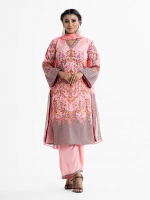 Women's printed Salwar Kameez in crepe fabric. V-neck, three-quarter bell sleeves and karchupi at the front of kameez. Chiffon dupatta with palazzo pants.