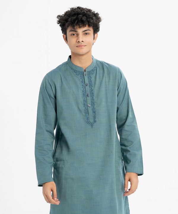 Men's slim-fitted panjabi in cotton fabric.Mandarin collar and inseam pockets. Karchupi and embroidery at the front.