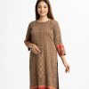 Ethnic printed straight kameez in zoom fabric. Three-quarter sleeves, Round neck. Karchupi at the front.