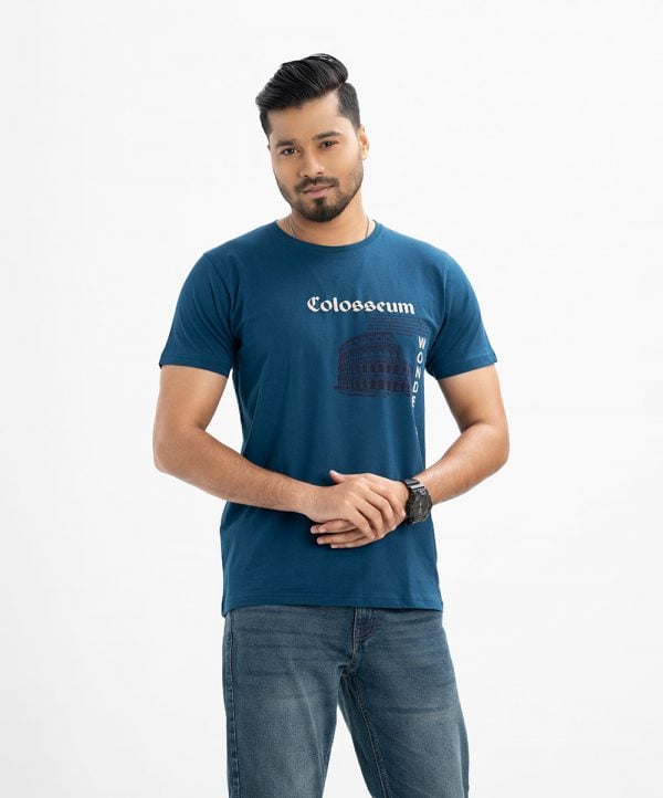 Men's t-shirt in cotton single jersey fabric. Crew neck, short sleeves. Typographic print on the chest.