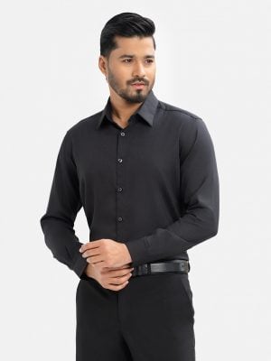 Men's slim fit business formal shirt in cotton blended jacquard fabric.Classic collar and long sleeves with adjustable button cuff.