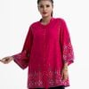 Women's printed short tunic in viscose fabric. Stand collar, kimono sleeved with karchupi.