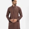 Men's slim-fitted panjabi in jacquard fabric. Mandarin collar and inseam pockets.