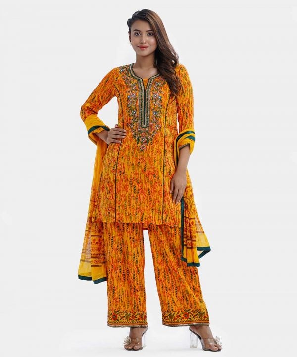 Women's printed salwar kameez in crepe fabric. Round neck, three-quarter sleeved and karchupi at the front. Complemented with crepe palazzo pants with karchupi at hemline and chiffon dupatta.