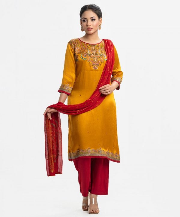 Women's exclusive straight salwar kameez from Nargisus by le reve in silk & viscose blended fabric. Round neck, three-quarter sleeved and karchupi at the front. Complemented with crepe palazzo pant and muslin dupatta.