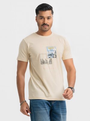 Men's round neck T-shirt in cotton single jersey knit fabrics. short sleeves and print on the chest.