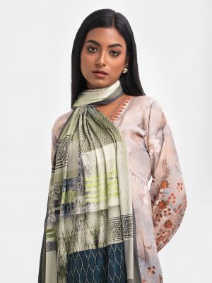 Green hijab/scarf in stretchable fabric. Printed.