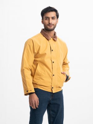 Men's concealed buttoned casual jacket in blended fabric with taffeta lining. Corduroy collar, full sleeves, hidden zipper & side pockets.