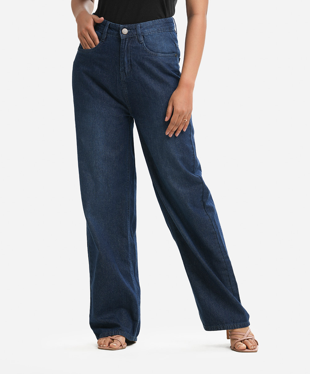 5-pocket jeans in washed cotton denim with a high waist, zip fly, and button. Wide legs, straight cut. Blue High Rise Wide Leg Straight Jeans