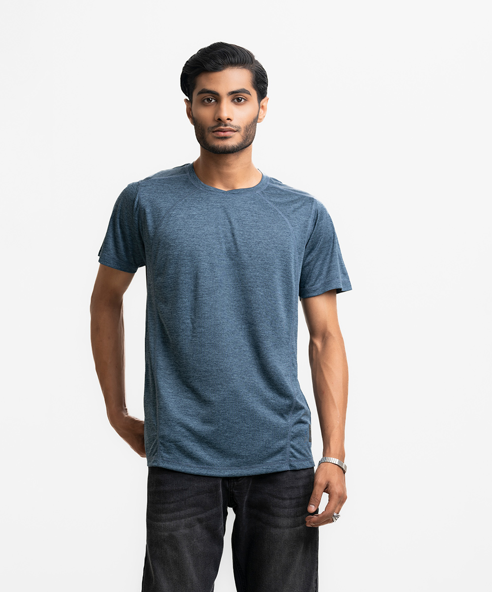 Men's t-shirt in stretchable cotton knit fabric. Crew neck, short sleeves & straight hem. Charcoal Gray Cotton Knit T-shirt
